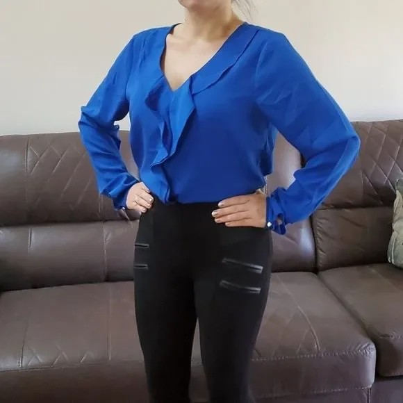 EUC AT Long Sleeve V-Neck w/Cascade Ruffle Detail - Picture 3 of 8